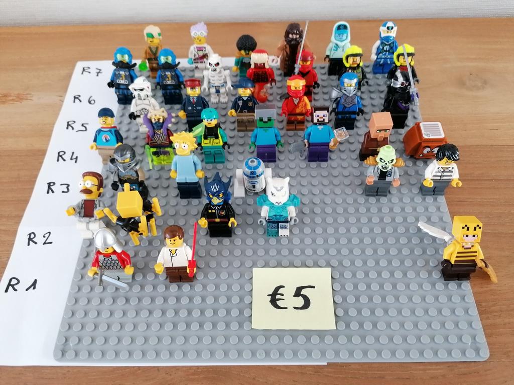 Lego figuurtjes in zeer mooie staat. €5 stuk., Ophalen, Lego
