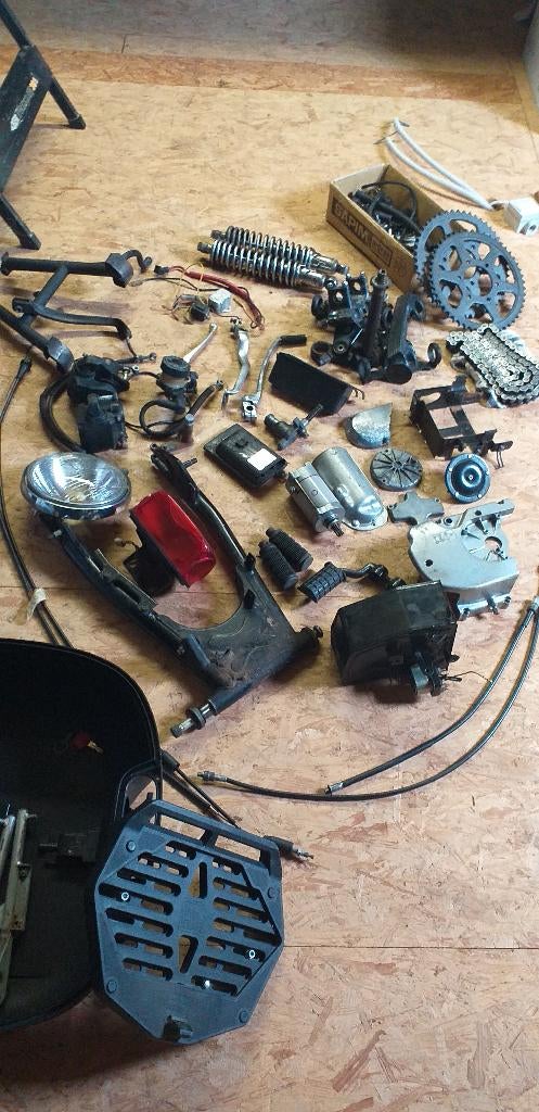 SUZUKI GS 550 BJ 1978-1980 ONDERDELEN, Motoren, Ophalen of Verzenden, Gebruikt