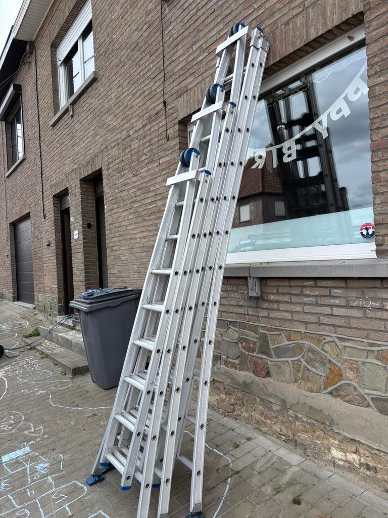 Solide ladder ruitenwasser, Ophalen, Zo goed als nieuw, Ladder, Opvouwbaar of Inschuifbaar