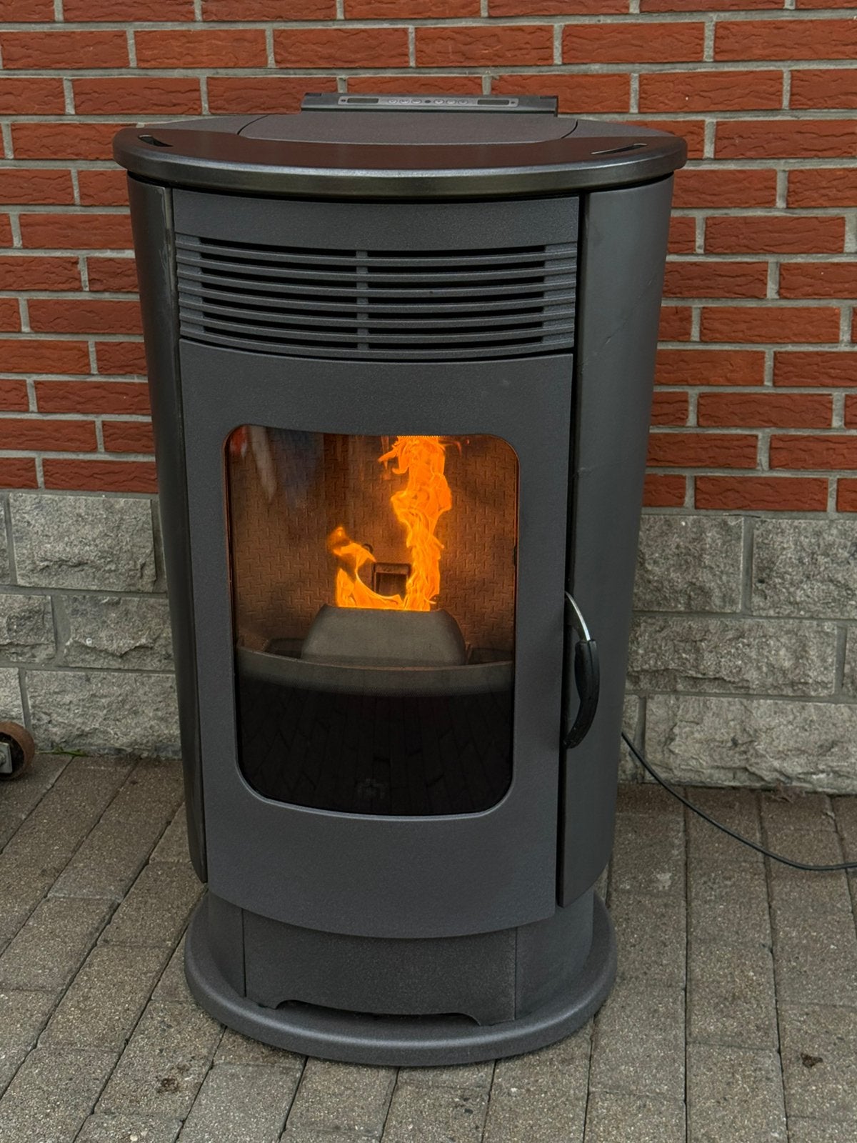 Pelletkachel edilkamin logo 9kw kan gelevert !, Huis en Inrichting, Ophalen of Verzenden, Zo goed als nieuw, Pelletkachel