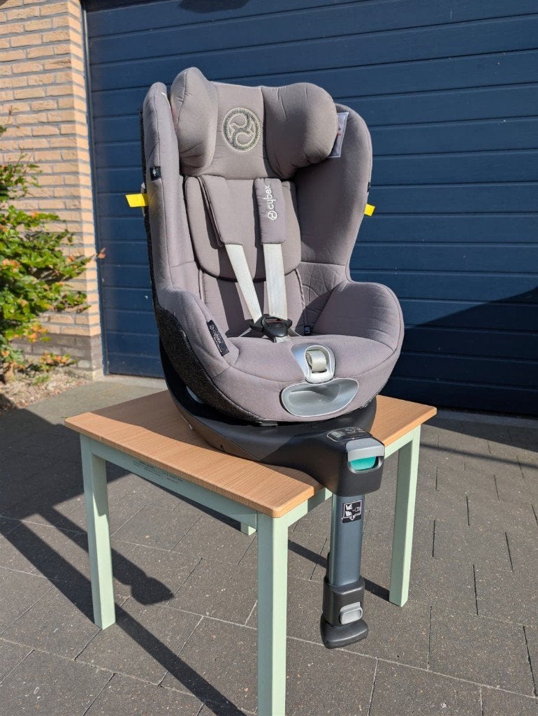 Autostoel Cybex Sirona Z i-Size + Cybex basis Base Z One, Kinderen en Baby's, Verstelbare rugleuning, Gebruikt, 0 t/m 18 kg, Isofix