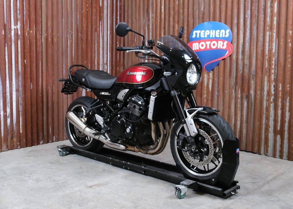Kawasaki Z 900RS, Motos, Motos | Kawasaki, Entreprise, Naked bike, plus de 35 kW, 4 cylindres, Permis Moto A, ABS, Éclairage LED