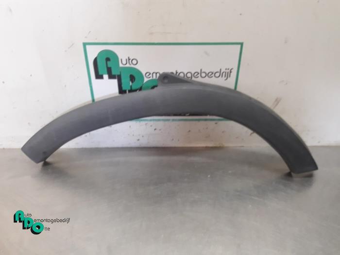 Extension garde-boue d'un Nissan Interstar (Interstar 02-), -, 3 mois de garantie, Utilisé, -