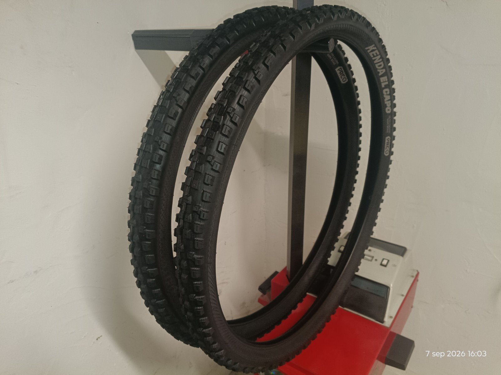banden Kenda el capo PRO 61-622 19", Ophalen, Zo goed als nieuw, Overige merken