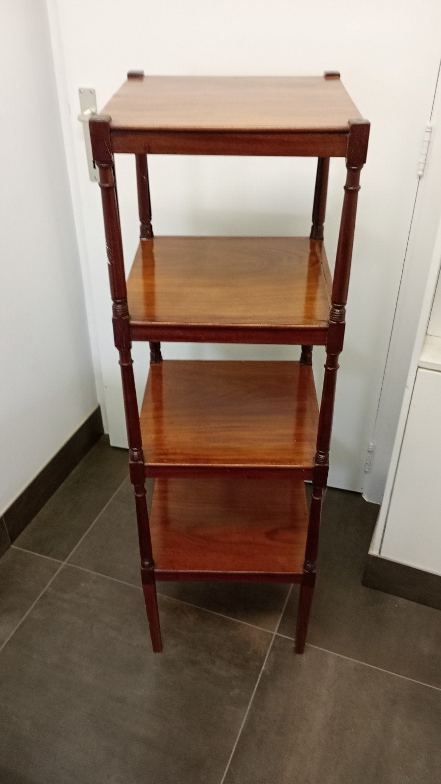 Etagere mahoniehout 4 legplanken, Huis en Inrichting, Woonaccessoires | Etagères, Ophalen