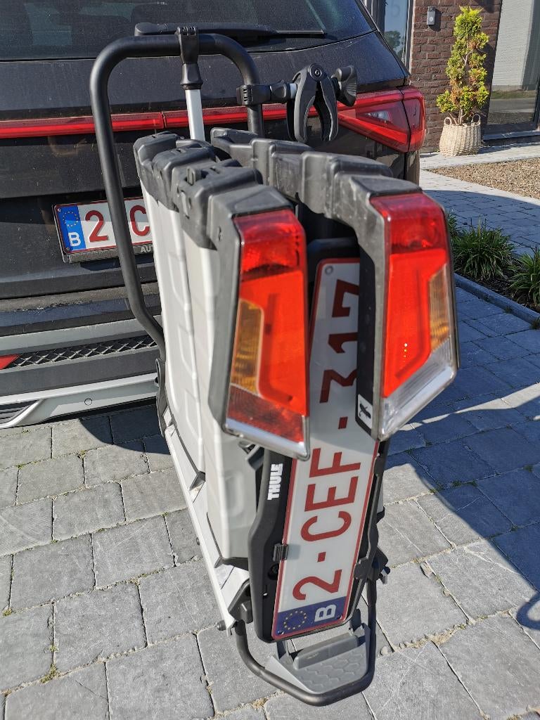 À LOUER : Thule porte-vélos et/ou coffre de toit, Enlèvement ou Envoi, Support d'attelage, Pneus larges, 3 vélos ou plus