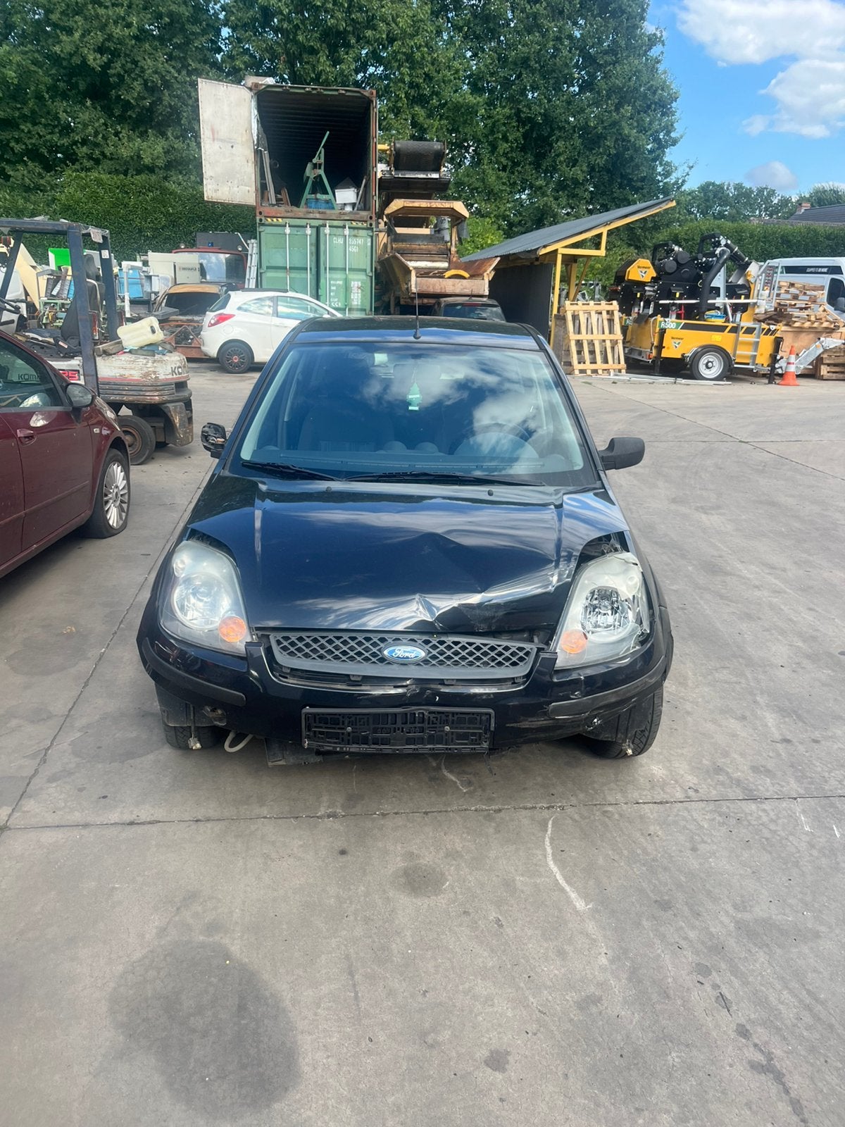 Fors fiesta accident, Auto's, Voorwielaandrijving, Zwart, 5 deurs, Particulier
