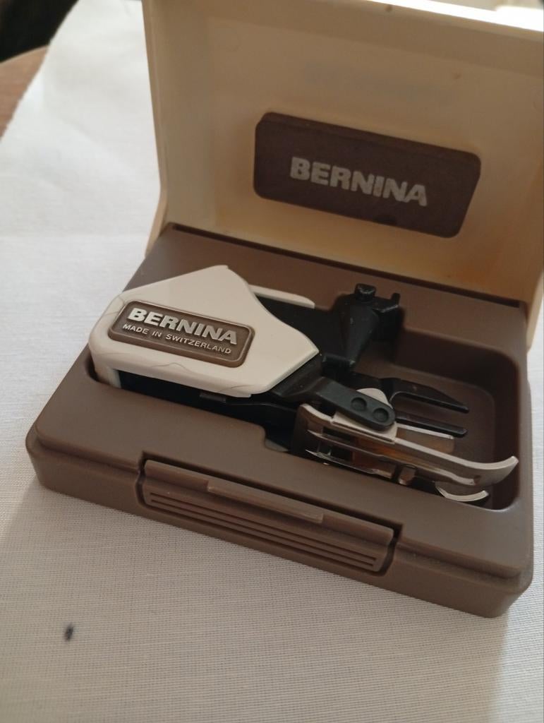 Bovenste draagvoet van de Bernina naaimachine, Ophalen of Verzenden, Naaimachine, Bernina