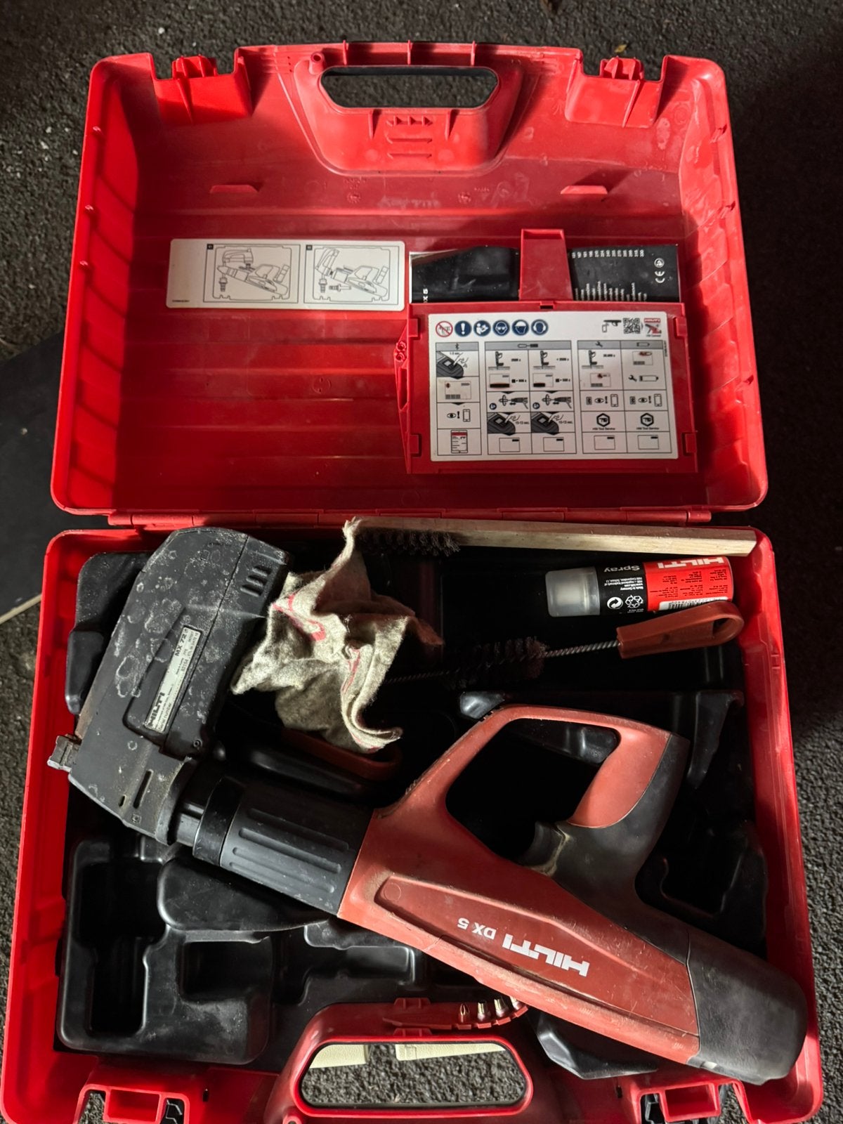Hilti DX 5 + magasin MX 72, Bricolage & Construction, Outillage | Foreuses, Enlèvement, Comme neuf