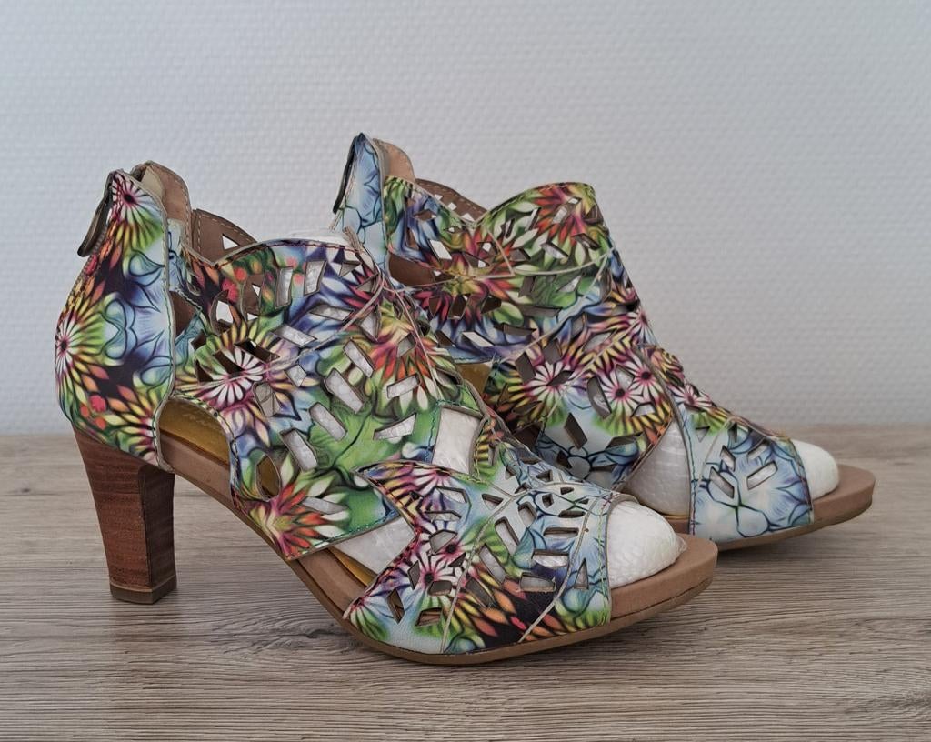 Nieuwe Laura Vita Albane sandalen met 40 hakken, Kleding | Dames, Schoenen, Ophalen of Verzenden
