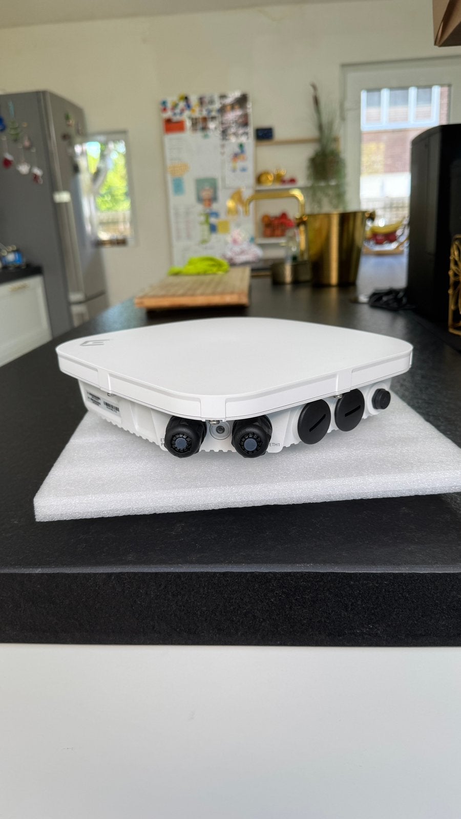 Extreme networks AP460C wifi6 Outdoor Accesspoint, Informatique & Logiciels, Points d'accès, Enlèvement ou Envoi, Neuf