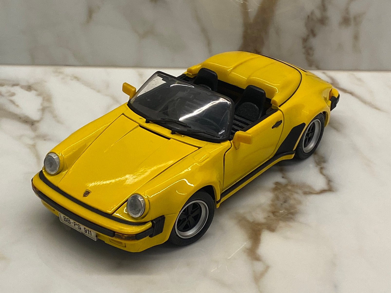 Maisto Porsche 911 Speedster - 1:18, Hobby en Vrije tijd, Ophalen of Verzenden, Zo goed als nieuw, Auto, Maisto