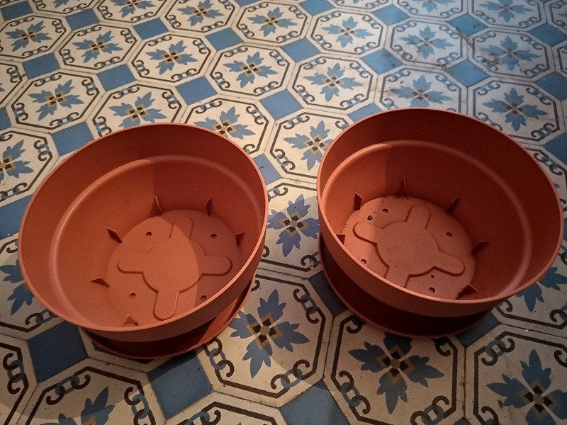 Diverse plantenpotten, Kunststof, Rond, Zo goed als nieuw, Minder dan 40 cm