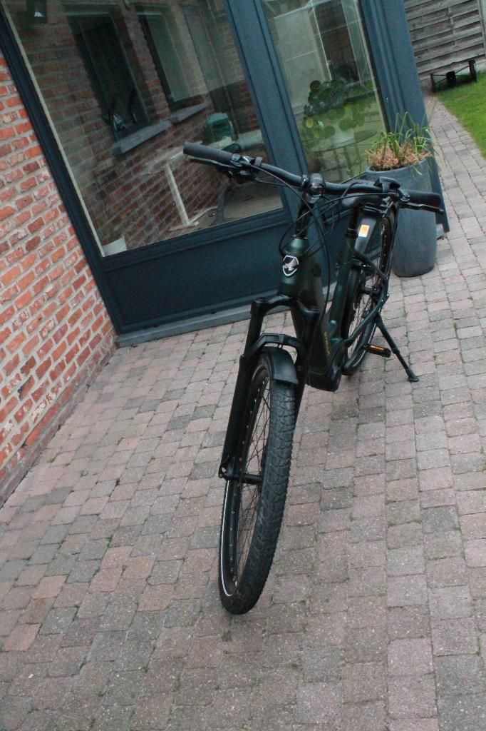 Electrische fiets, Autres marques, 47 à 51 cm, 50 km par batterie ou plus, Comme neuf