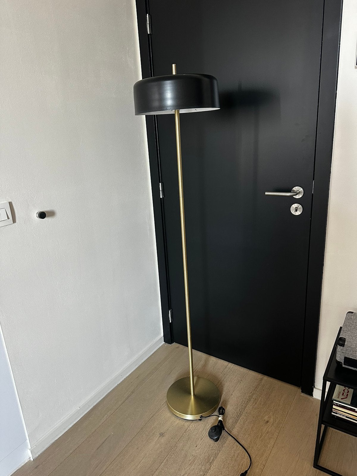 Moderne vloerlamp zwart & goud – 160 cm, Ophalen, Zo goed als nieuw