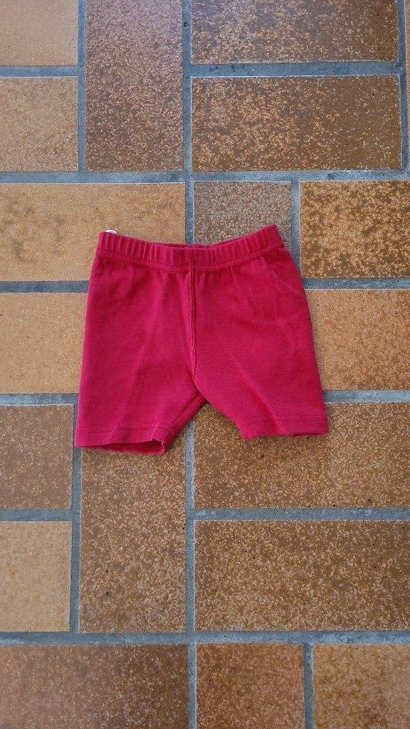 Short T68  6 mois, Enfants & Bébés, Vêtements de bébé | Taille 68, Enlèvement ou Envoi, Comme neuf, Garçon ou Fille, Pantalon