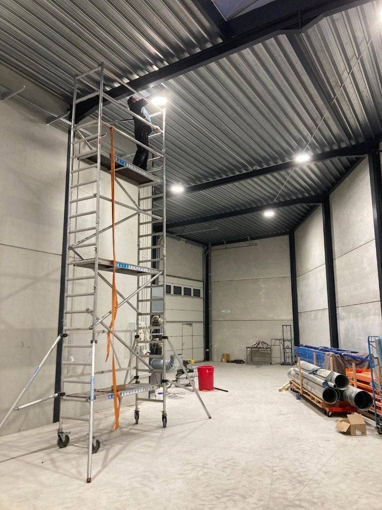 Te huur : Rolstelling / vouwsteiger, Ophalen, Gebruikt, Rolsteiger of Kamersteiger, 5 meter of hoger