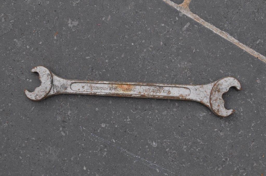 M80. Clé à ergots / clé à créneaux ancienne, Enlèvement ou Envoi, Utilisé