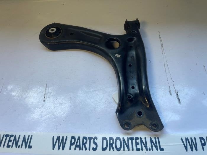 Bras de suspension avant droit d'un Volkswagen Polo, Volkswagen, -, 3 mois de garantie, Utilisé