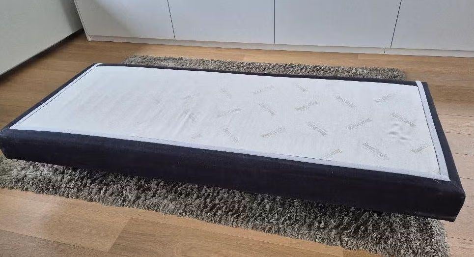 Boxspring 1 persoons GRATIS, Huis en Inrichting, Slaapkamer | Boxsprings, Ophalen, Gebruikt, Eenpersoons, Zwart