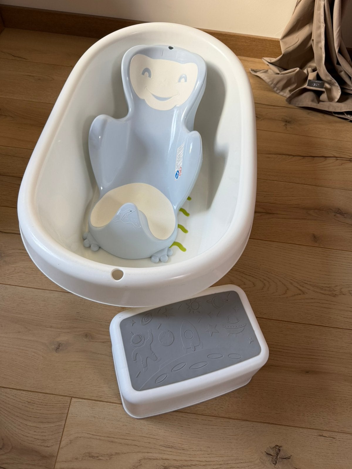 Baby bad, ondersteuning en trapje, Kinderen en Baby's, Ophalen of Verzenden, Gebruikt, Badzitje of Badring, Overige merken