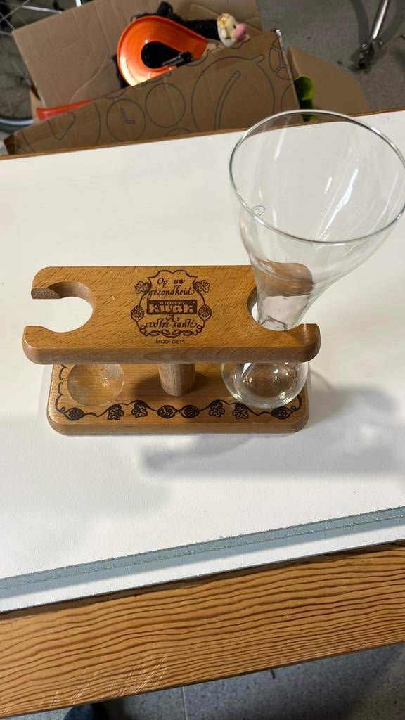 Glas en houder kwak, Enlèvement, Utilisé, Verre à bière
