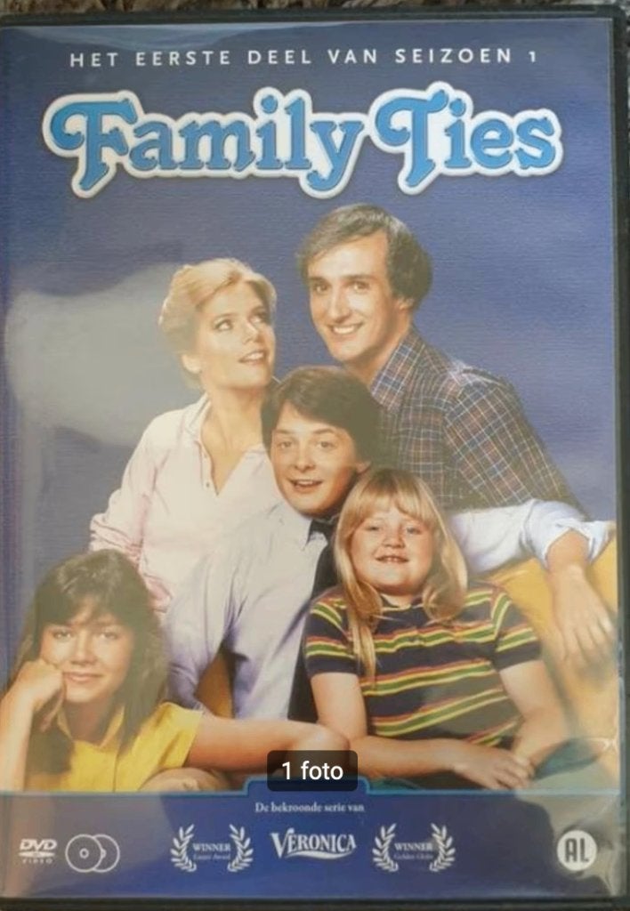 Family Ties - DEEL 1 van seizoen 1 ( Michael J Fox) DVD, Ophalen of Verzenden, Seizoen 1