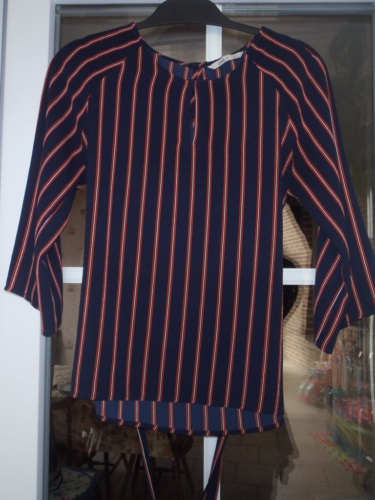 Blouse maat 34, Kleding | Dames, Ophalen of Verzenden, Zo goed als nieuw, Maat 34 (XS) of kleiner, Blauw