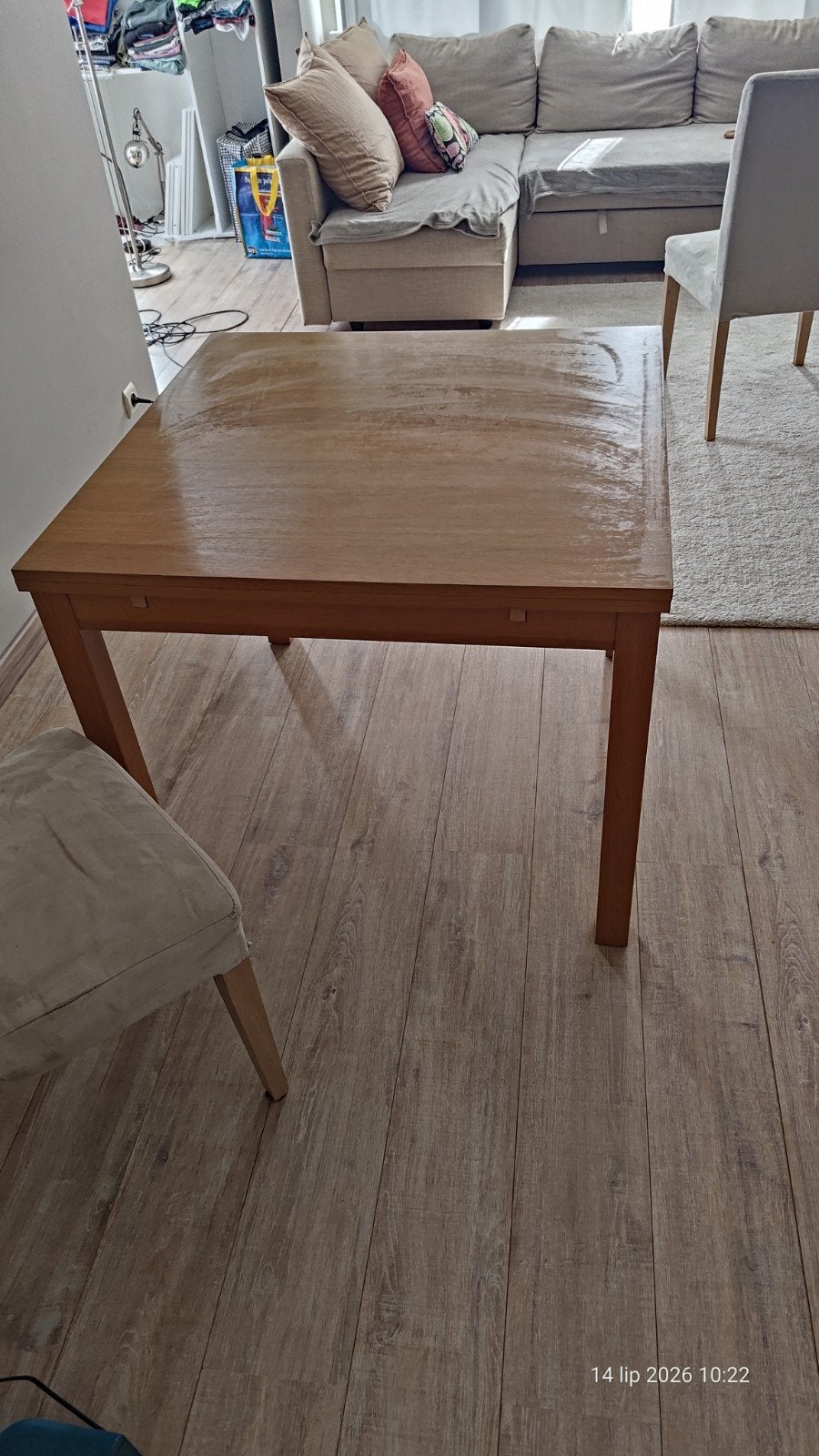 Ikea Bjursta tafel, Ophalen