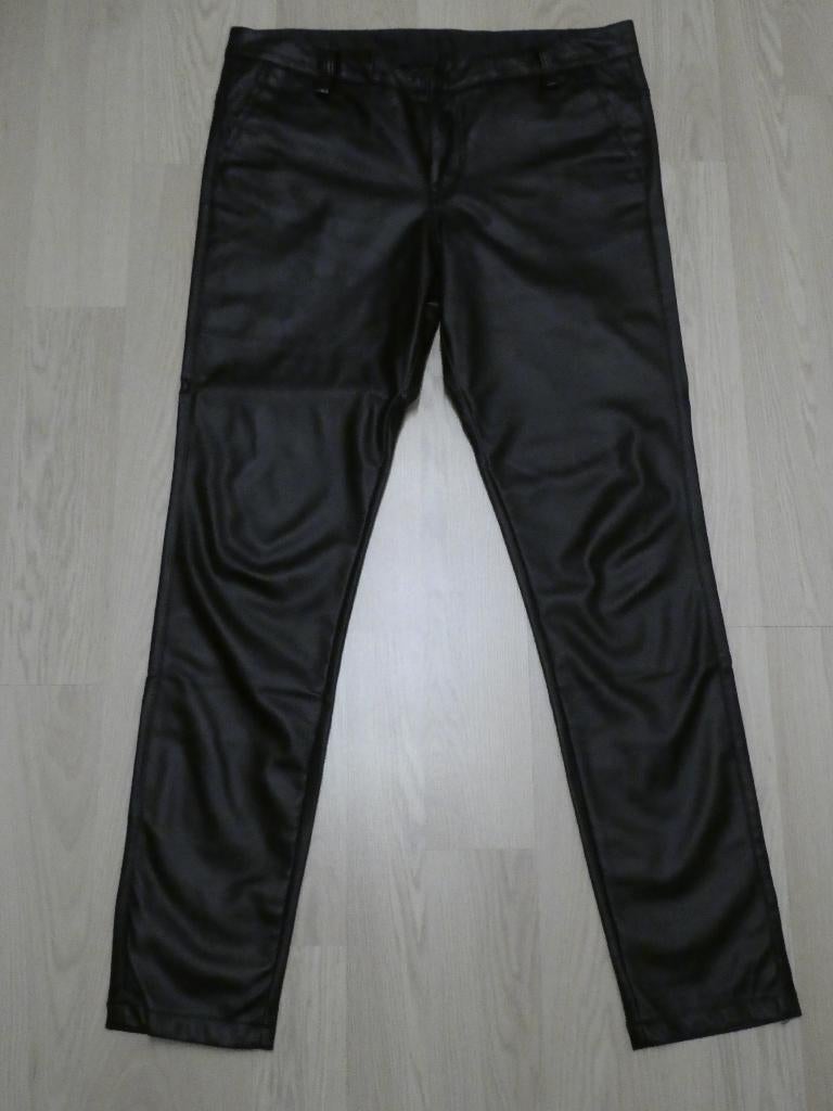 Pantalon noir effet cuir 86, Enlèvement ou Envoi, Neuf, Noir