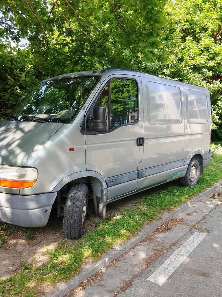 Renault Master jaar 2000, Auto's, Bestelwagens en Lichte vracht, Particulier, Te koop, Iveco