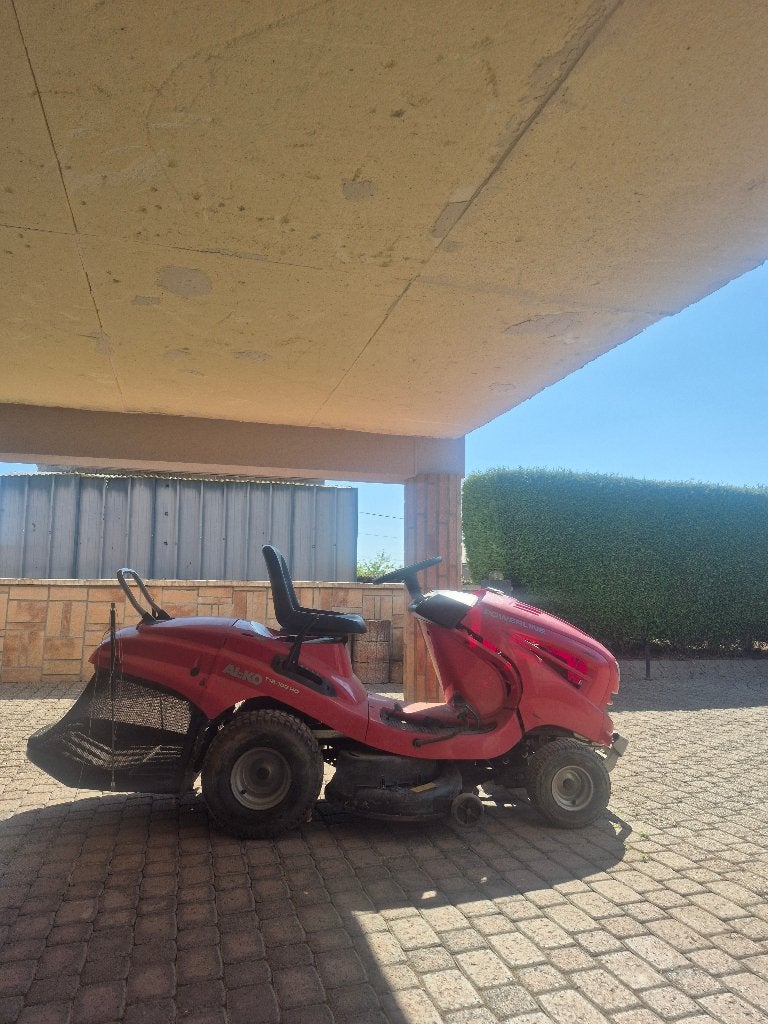 2 tracteurs tondeuses, Briggs & Stratton, Enlèvement, Utilisé, 90 à 120 cm