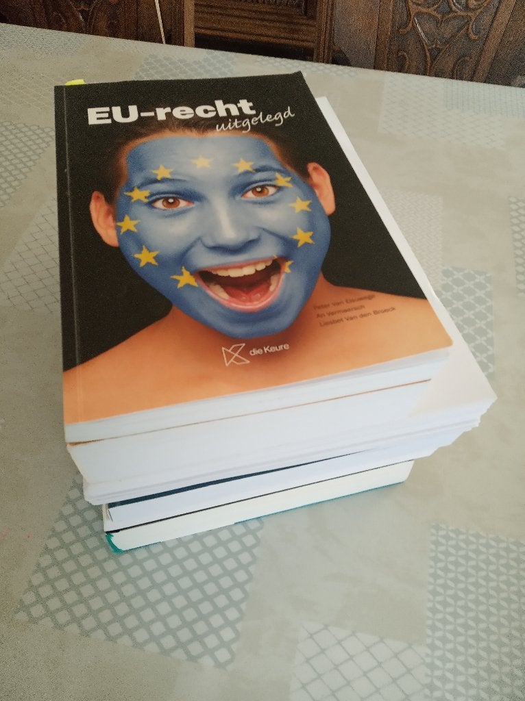 Ensemble de manuels scolaires à vendre (2e licence en droit), Livres, Livres d'étude & Cours, Comme neuf, Autres niveaux, Enlèvement ou Envoi
