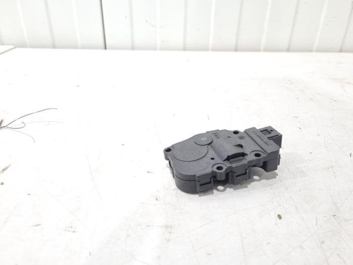 Clapet chauffage moteur d'un BMW X1, Autos : Pièces & Accessoires, Moteurs & Accessoires, -, 3 mois de garantie, Utilisé, -