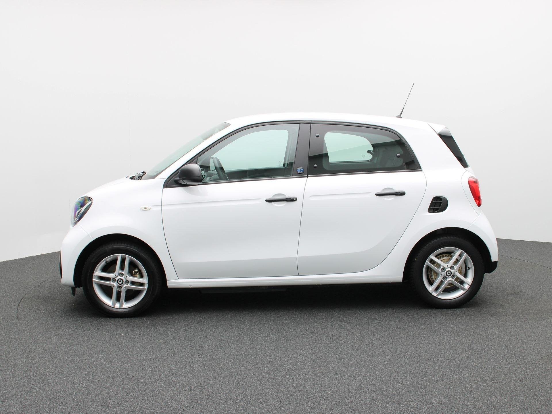 Smart Forfour Elektromotor 60kW Essential (automatique), Autos, Volant multifonction, Achat, ForFour, 82 ch