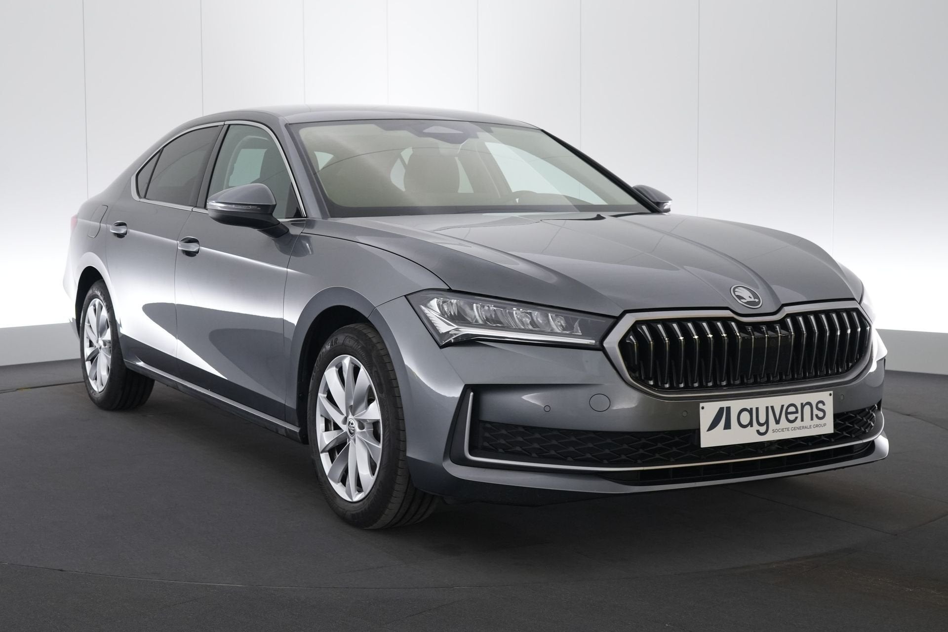 (2HNZ048) SKODA SUPERB, Auto's, 110 kW, Bedrijf, 5 zetels, 5 deurs