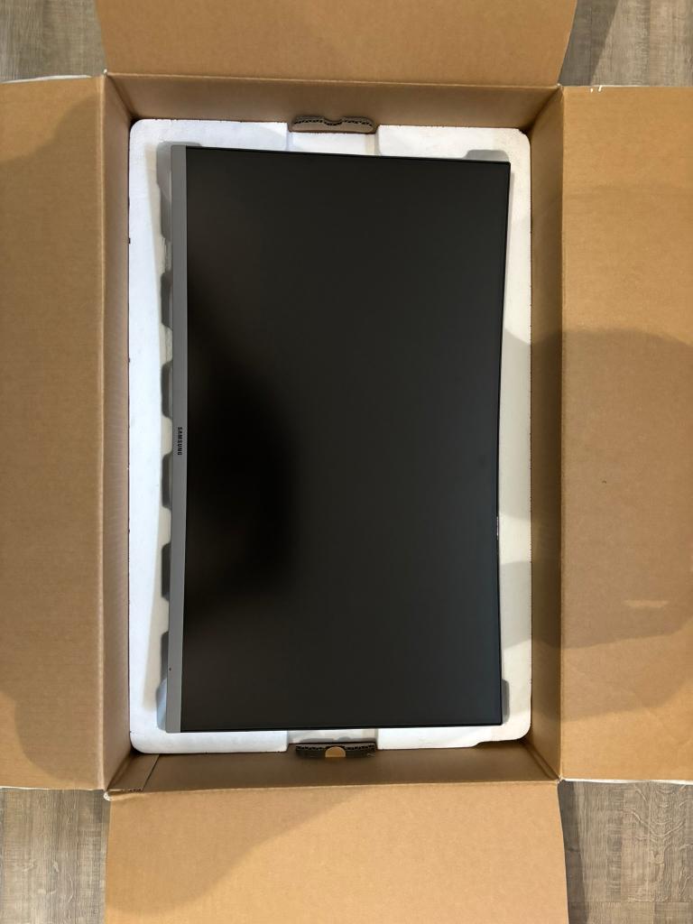 Écran PC Incurvé Samsung CR50 (27 pouces), 3 à 5 ms, Incurvé, HDMI, VA