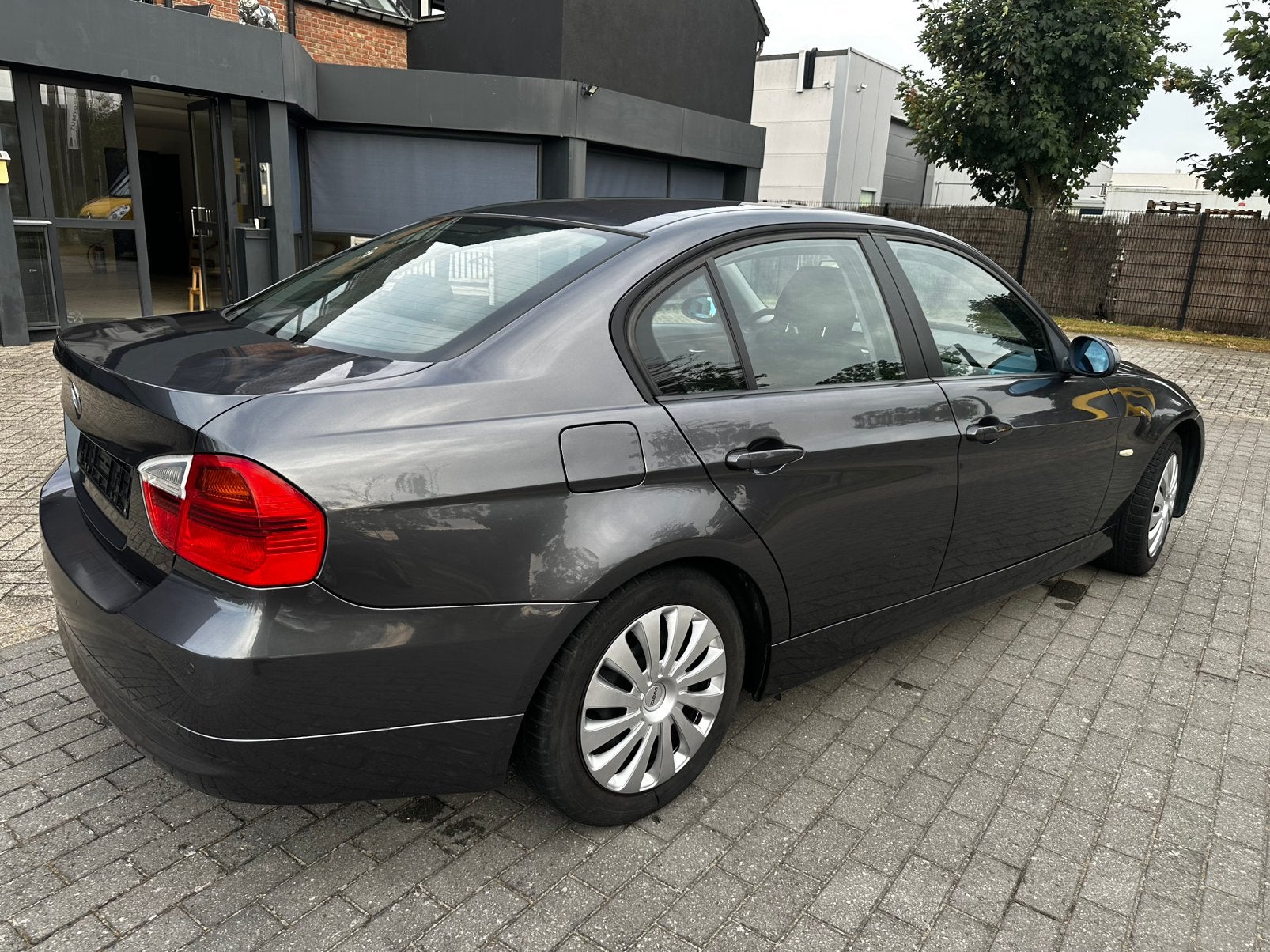 Bmw 320i automatique, Cuir, Argent ou Gris, Achat, Entreprise