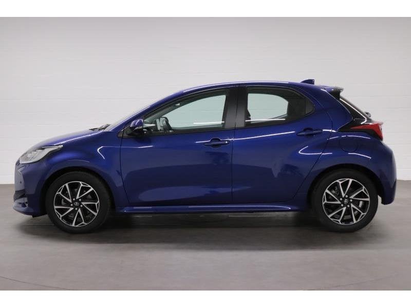 Toyota Yaris 1.5 Hybrid e-CVT Iconic LHD Toyota Yaris 1.5 Hy, Autos, Achat, Euro 6, Noir, 5 portes