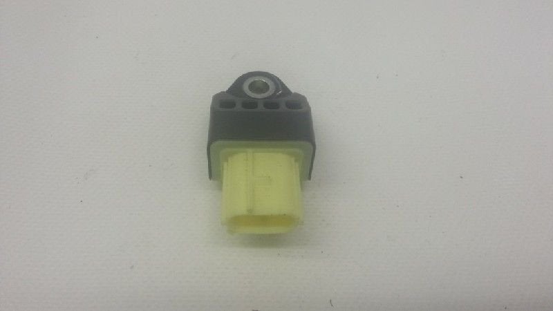 CAPTEUR AIRBAG Toyota Auris (E15) (|8983175020|), Utilisé, Toyota