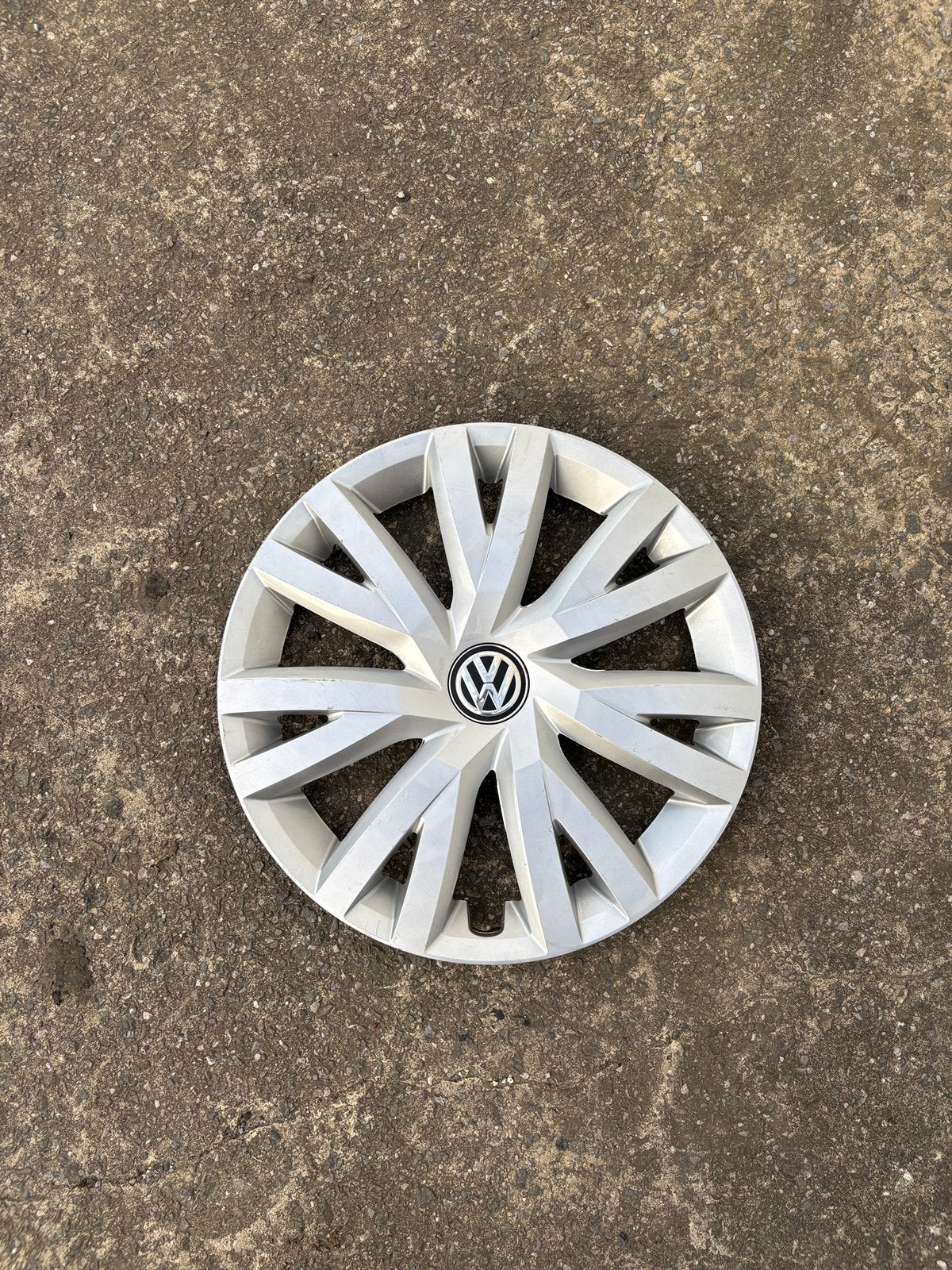 4 originele Volkswagen golf 7 16 inch wieldoppen, Ophalen of Verzenden, Zo goed als nieuw