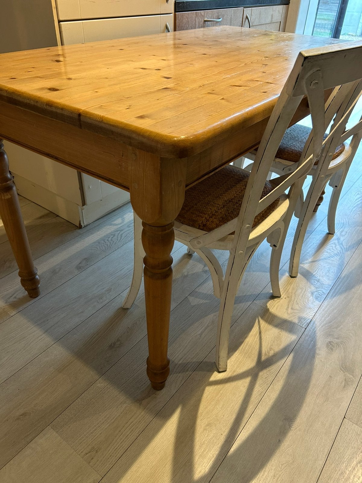 Tafel +4 stoelen gratis, Ophalen, Gebruikt