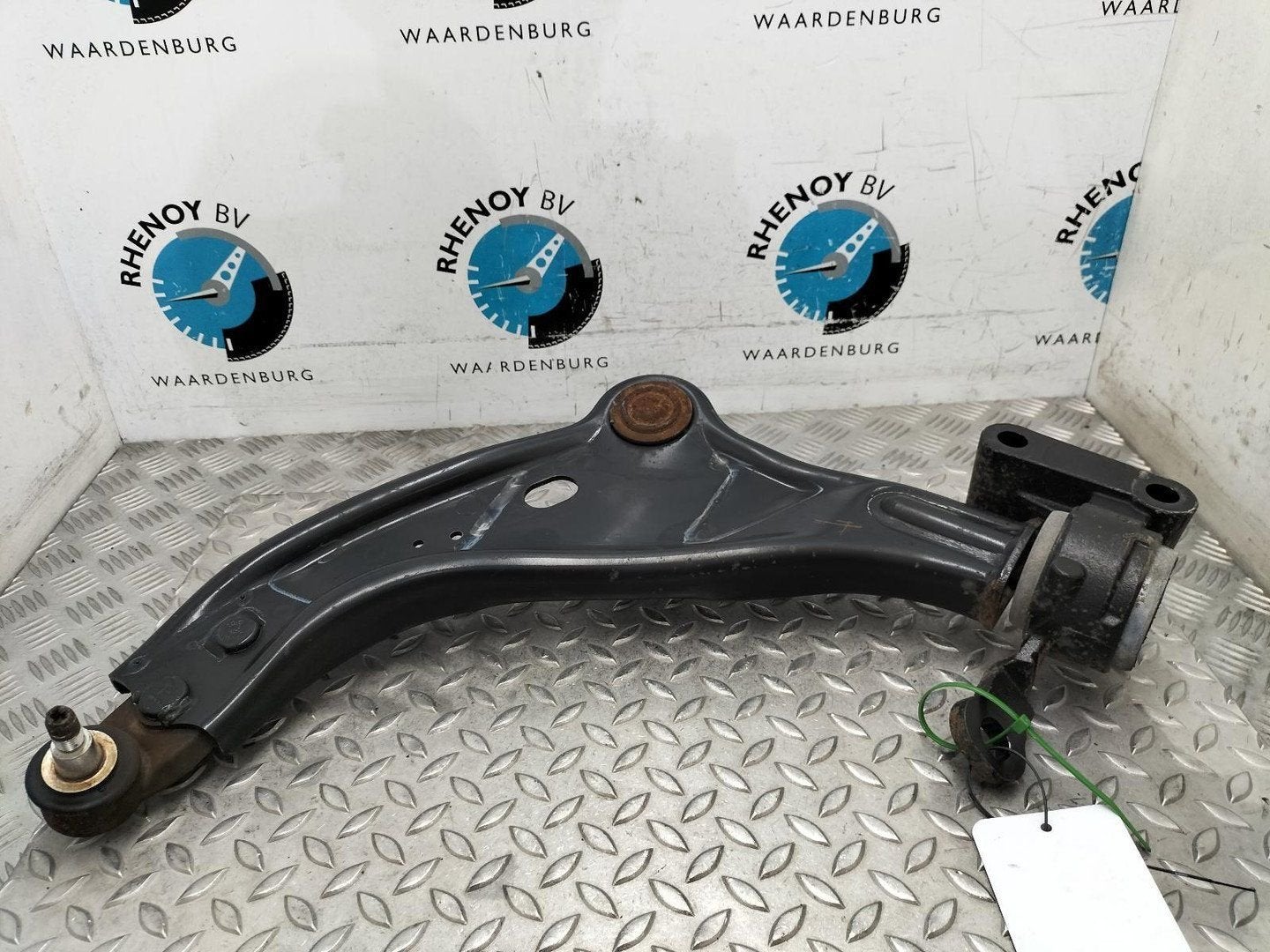 MINI (BMW) MINI R56 Mini One DRAAGARM ONDER LV 2007, Autos : Pièces & Accessoires, Suspension & Châssis, Utilisé, ARN reconnu