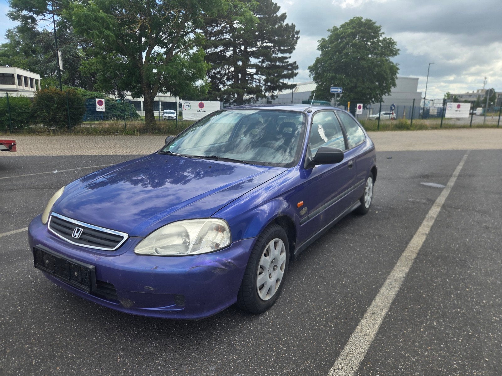 Honda Civic Facelift Automaat 129000 km voor opmaak of cross, Auto's, Stof, Blauw, 1400 cc, Particulier