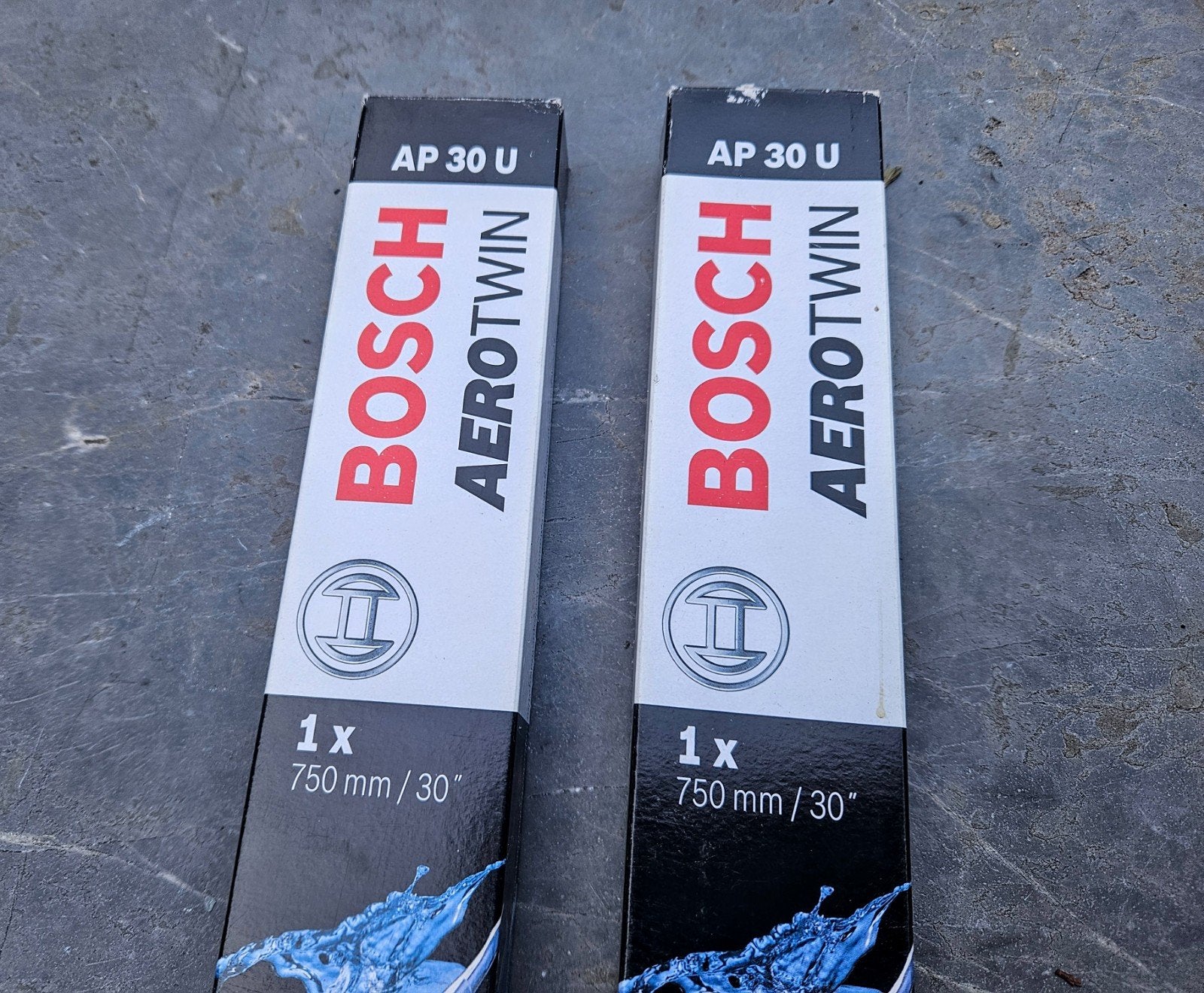2 essuie-glaces BOSCH AP 30 U, Enlèvement, Neuf