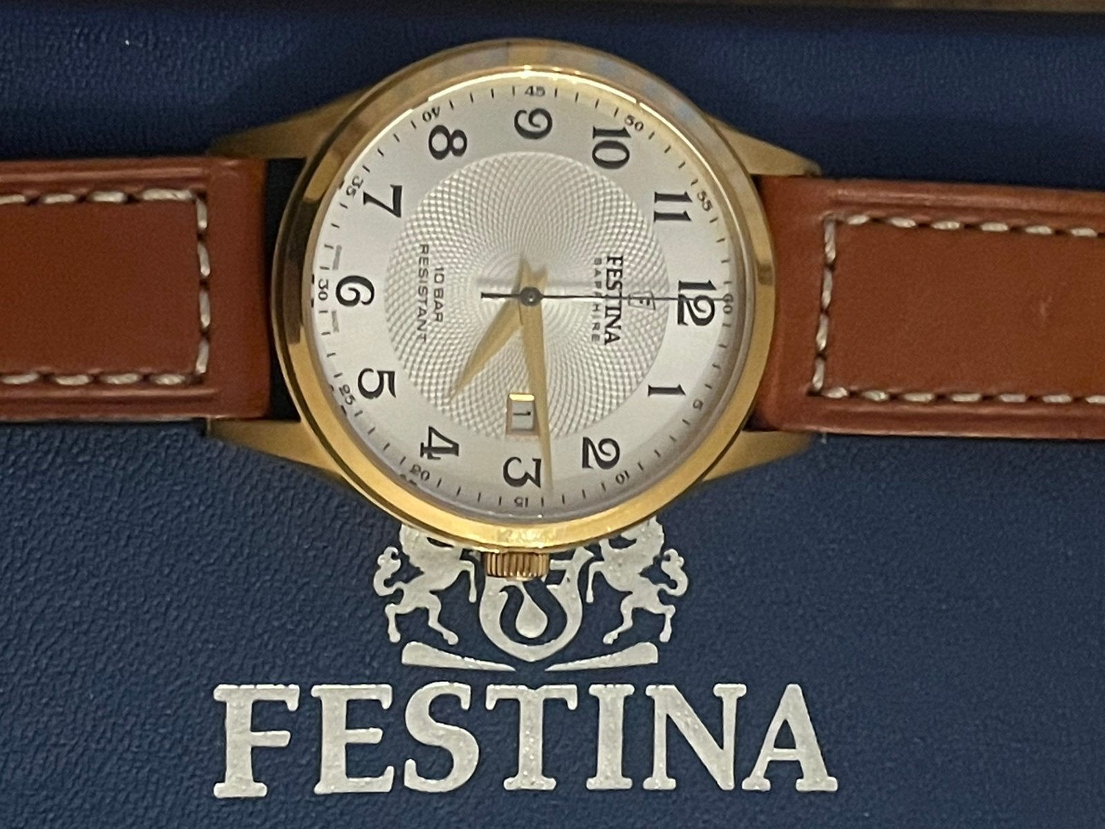 Mooie nieuwe Festina met Saffier glas compleet in de doos, Handtassen en Accessoires, Horloges | Heren, Leer, Staal, Polshorloge