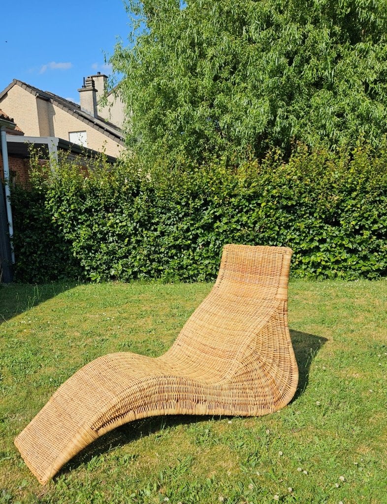 Loungestoel in riet, Tuin en Terras, Ophalen, Zo goed als nieuw