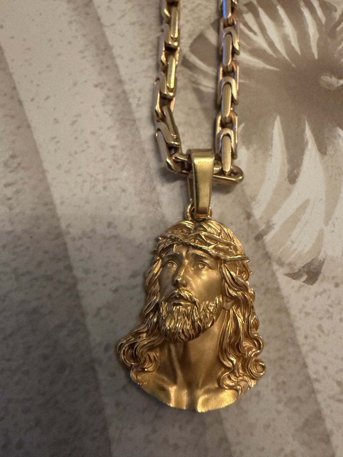 Gouden ketting, Ophalen of Verzenden, Zo goed als nieuw, Met hanger