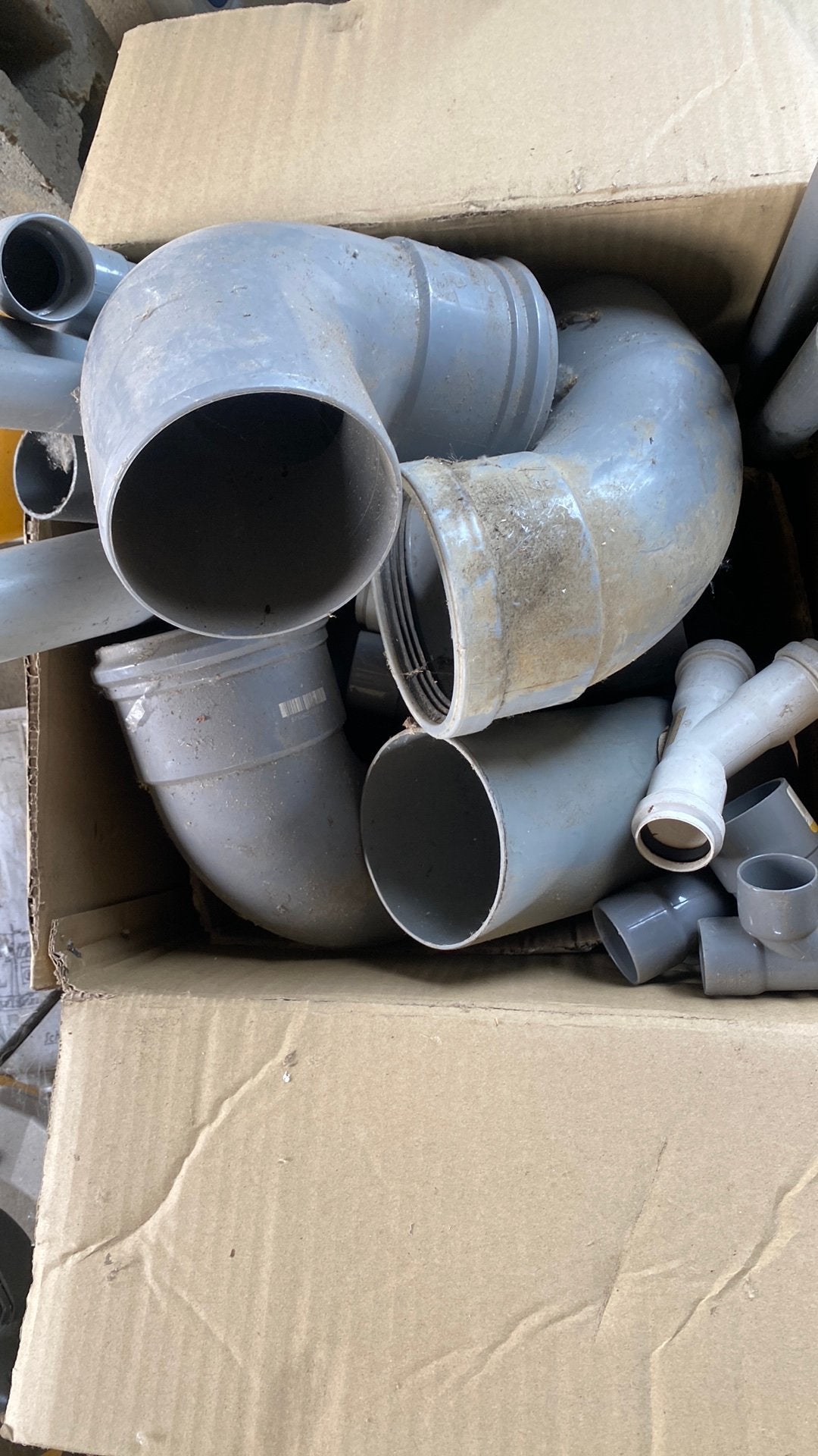 Pvc koppelstukken 32-40-50 en 110mm, Ophalen, Zo goed als nieuw, PVC