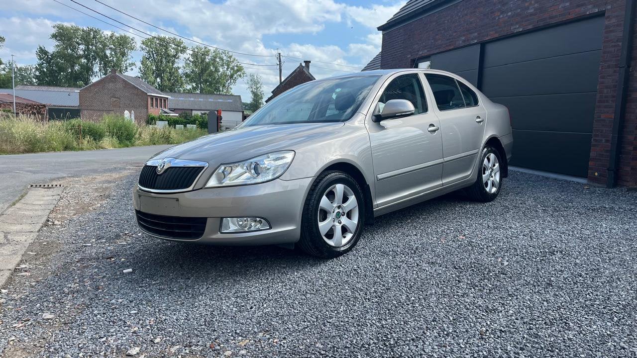Skoda Octavia 1.6 benzine, 110.000km, airco, Autos, Cuir, Achat, Entreprise, Boîte manuelle